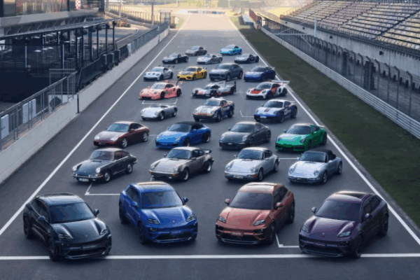 Porsche bác bỏ tin đồn ngừng bán xe điện, khẳng định tiếp tục chiến lược điện hóa tại Trung Quốc.